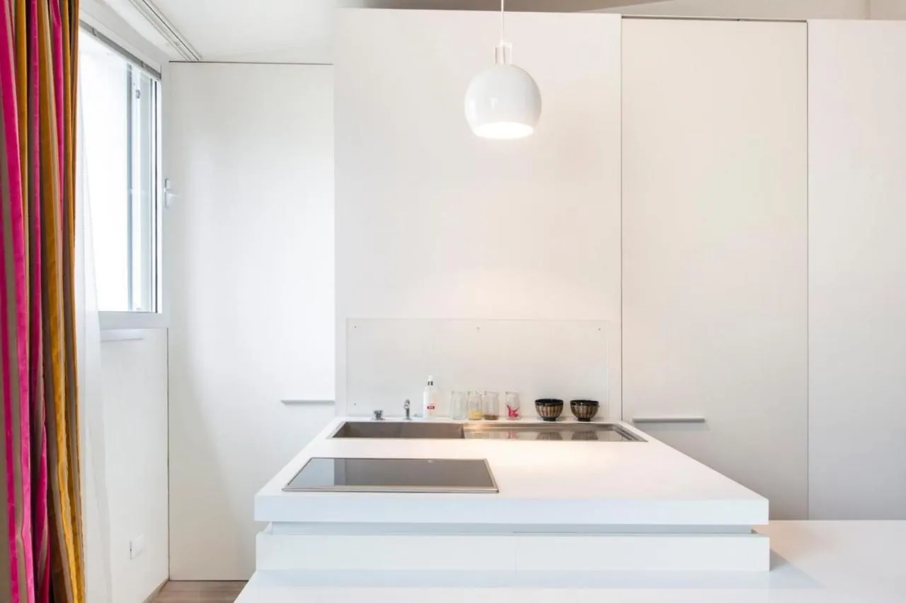 Modern Apartment In The Heart Of The Marais Paris 0*,