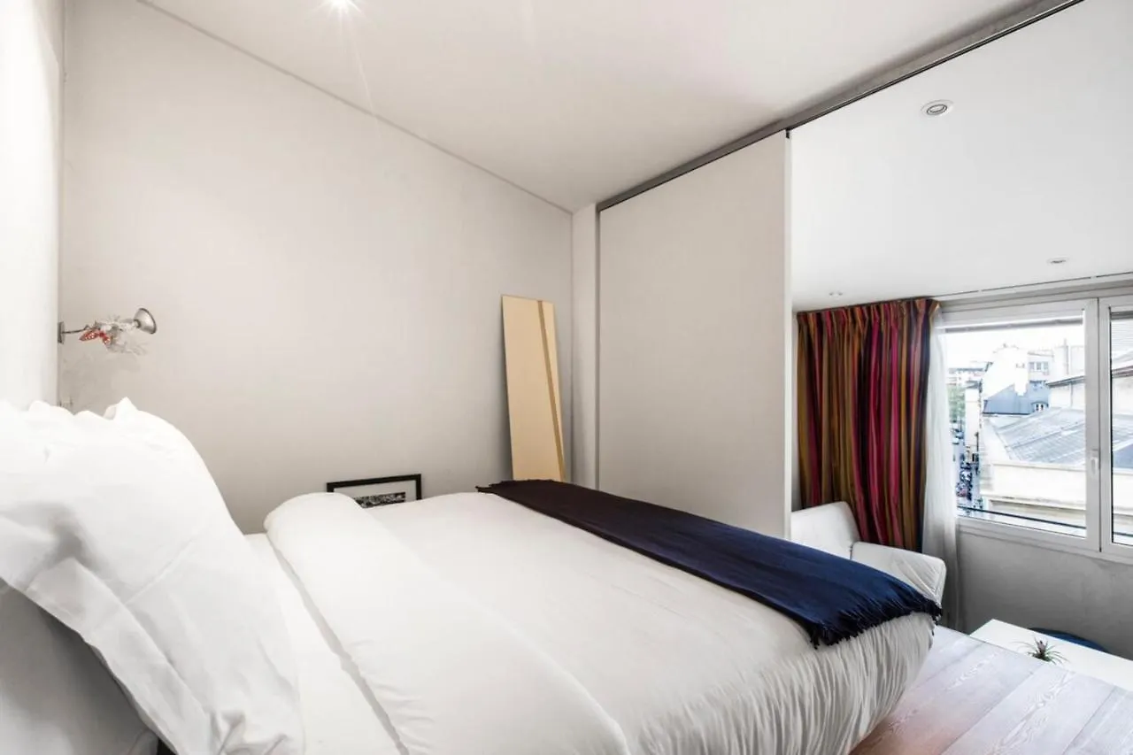 Modern Apartment In The Heart Of The Marais Paris France